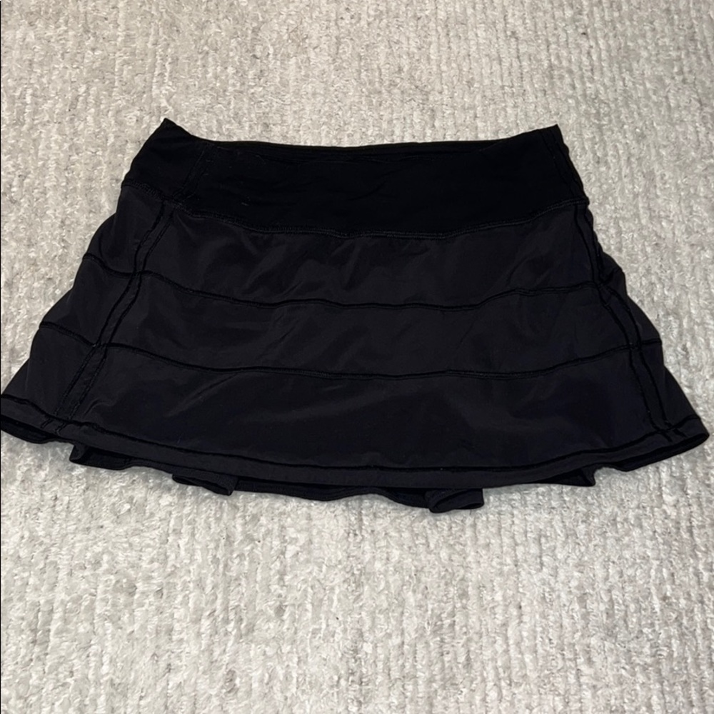 Black Lululemon skirt
